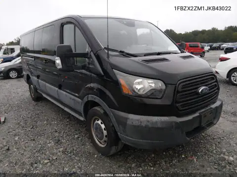 1FBZX2ZM1JKB43022 — 2018 Ford Transit, Normal wear, before-repair photos