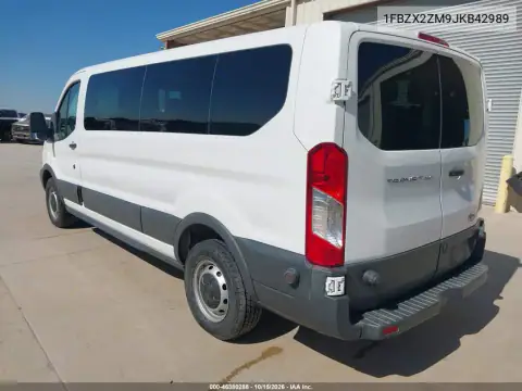 1FBZX2ZM9JKB42989 — 2018 Ford Transit, zdjęcie 4 z IAAI 28.10.2026, Normalne zużycie