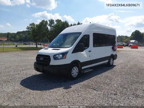 1FDAX2X84LKB09671 — 2020 Ford Transit, zdjęcie 3 z IAAI 20.10.2026, Normalne zużycie