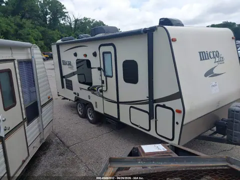 2016 Forest River Other VIN 4X4TFLY27GD406468 фото 1