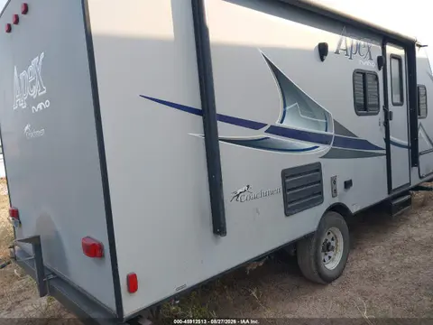 2017 Forest River Other VIN 5ZT2CXHC2HF011449 фото 4