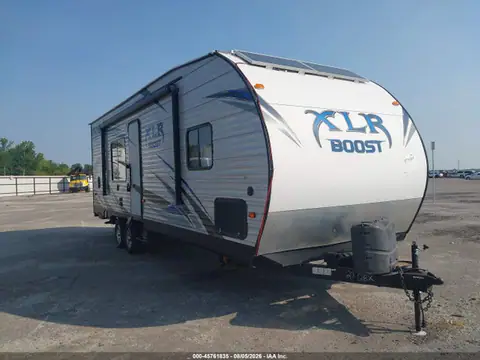 5ZT2XLSB1KZ790698 — 2019 Forest River XLR Boost, Лівий бік (Left Side), фото до ремонту