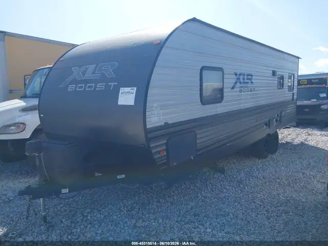 5ZT2XLPB0MZ791787 — 2021 Forest River Xlr, photo 2 from IAAI 30.09.2026, Hail