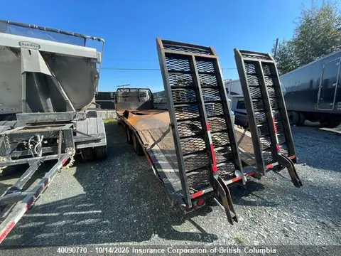 3ALHCYCY8GDHP2880 — 2016 Freightliner M2 106 Medium Duty, фото 3 з IAAI 21.10.2026, Сліди пожежі зовні