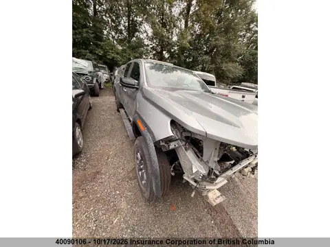 1GTP2BEK9S1190036 — 2025 GMC Canyon Elevation, Wnętrze (Interior Damage), zdjęć przed naprawą