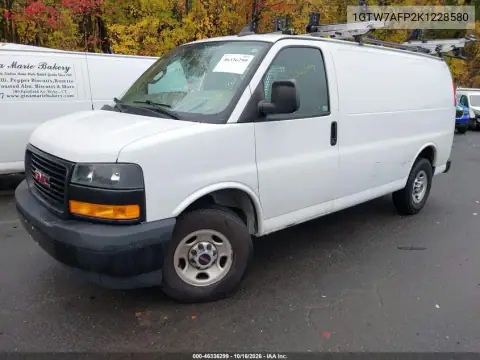 1GTW7AFP2K1228580 — 2019 GMC Savana, ფოტო 3, IAAI 22.10.2026, ბუნებრივი ცვეთა