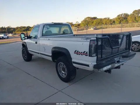 1GTHK34R1YR138757 — 2000 GMC Sierra, zdjęcie 4 z IAAI, Przód