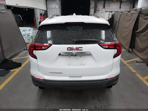 3GKALMEX3JL130355 — 2018 GMC Terrain SLE, photo 17 from IAAI 27.10.2026, Front end