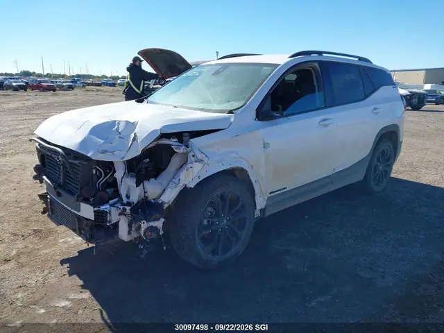 3GKALTEV5ML322860 — 2021 GMC Terrain SLE, zdjęcie 2 z IAAI 29.09.2026, Przód