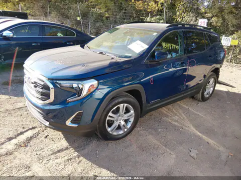 3GKALMEV1LL205541 — 2020 GMC Terrain, zdjęcie 3 z IAAI, Tył