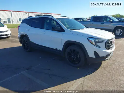 3GKALTEVXML329481 — 2021 GMC Terrain, Задняя часть, фото до ремонта
