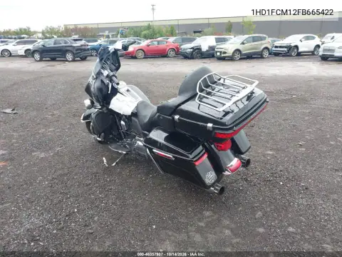 1HD1FCM12FB665422 — 2015 Harley-Davidson Electra Glide, photo 3 from IAAI, Left side
