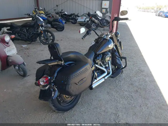 1HD1YBK29MB066546 — 2021 Harley-Davidson Flhcs, photo 4 from IAAI 13.10.2026, Rear end