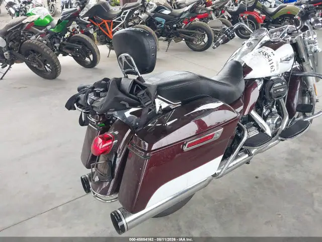 1HD1FBC18MB624740 — 2021 Harley-Davidson FLHR, photo 4 from IAAI 13.10.2026, Left and right sides