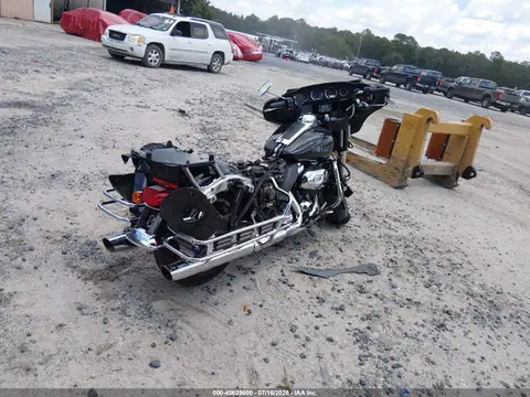 1HD1FMP16MB625679 — 2021 Harley-Davidson Flhtp, фото 4 з IAAI 20.10.2026, Передня частина