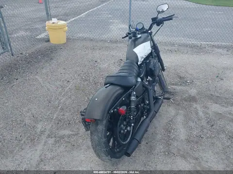 1HD4LE215MB408384 — 2021 Harley-Davidson XL883 N, zdjęcie 4 z IAAI 20.10.2026, Lewy bok