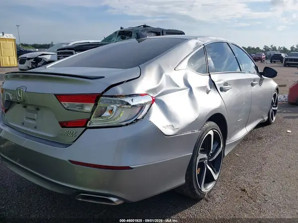 1HGCV2F37MA010697 — 2021 Honda Accord, фото 4 с аукциона IAAI 13.10.2026, Опрокидывание