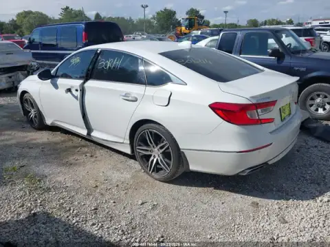 1HGCV2F98MA033281 — 2021 Honda Accord, foto 3 de IAAI, Robo