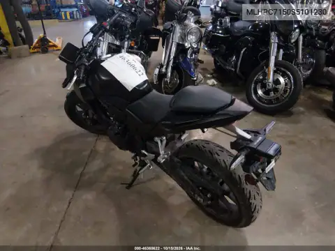 MLHPC7150S5101230 — 2025 Honda Cb, фото 4 з IAAI, Пошкодження з усіх боків