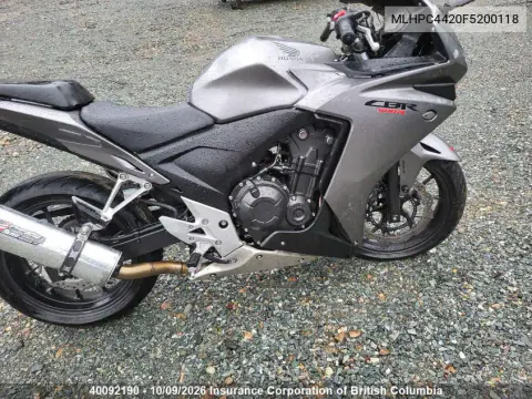 MLHPC4420F5200118 — 2015 Honda Cbr, Опрокидывание, фото до ремонта
