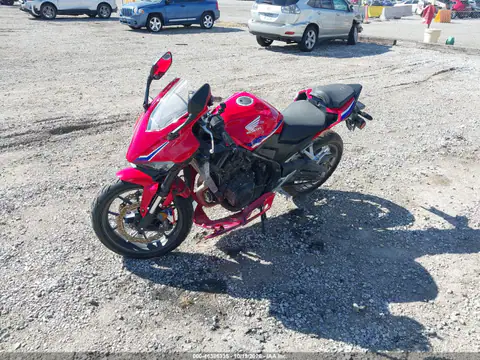 MLHPC7056S5100293 — 2025 Honda Cbr, photo 2 from IAAI, Left front