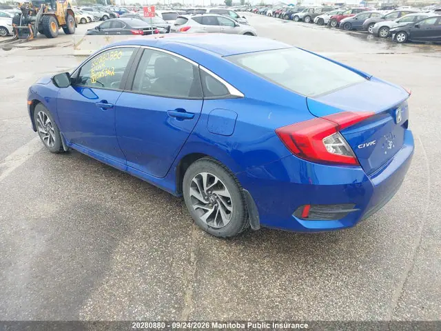 2HGFC2F72GH025362 — 2016 Honda Civic EX, zdjęcie 3 z IAAI 29.09.2026, Dach