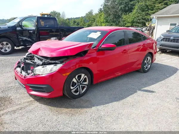 2HGFC2F52GH526850 — 2016 Honda Civic, photo 2 from IAAI 12.10.2026, Front end