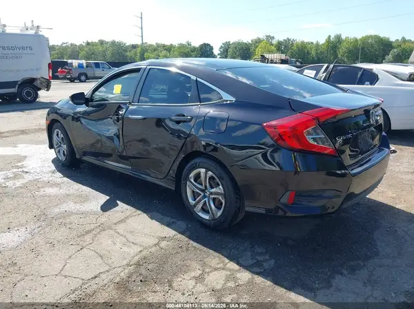19XFC2F57HE210954 — 2017 Honda Civic, фото 3 с аукциона IAAI 10.10.2026, Левый бок