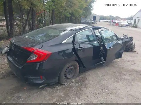 19XFC2F50HE201075 — 2017 Honda Civic, ფოტო 4, IAAI, ბიოლოგიური / ქიმიური საფრთხე