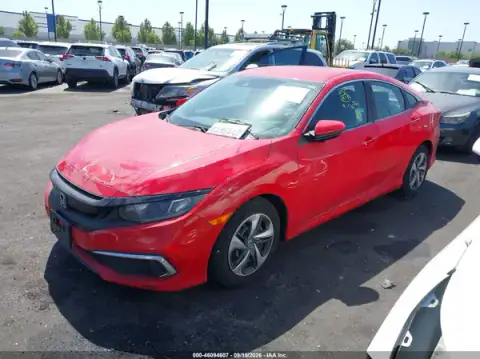 2HGFC2F69KH531092 — 2019 Honda Civic, фото 2 с аукциона IAAI, задняя часть справа