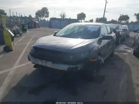 2HGFC2F60LH529152 — 2020 Honda Civic, ფოტო 2, IAAI 24.09.2026, ბუნებრივი ცვეთა