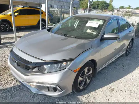 2HGFC2F69MH500167 — 2021 Honda Civic, фото 2 з IAAI 06.10.2026, Передня частина