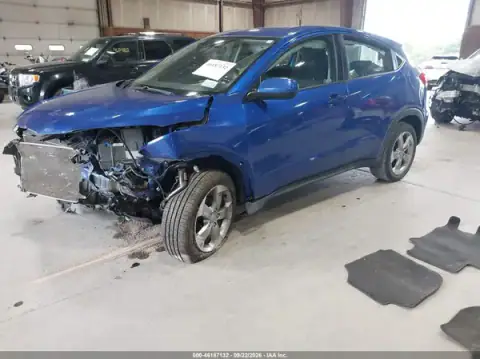 3CZRU6H35JM720822 — 2018 Honda HR-V, photo 2 from IAAI, Left front