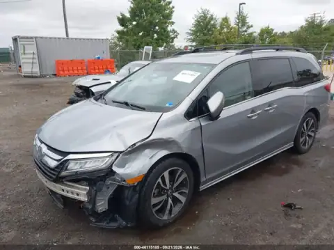 5FNRL6H95KB097639 — 2019 Honda Odyssey, ფოტო 2, IAAI, წინა ნაწილი