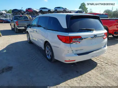 5FNRL6H79KB085962 — 2019 Honda Odyssey, photo 4 from IAAI, Left side