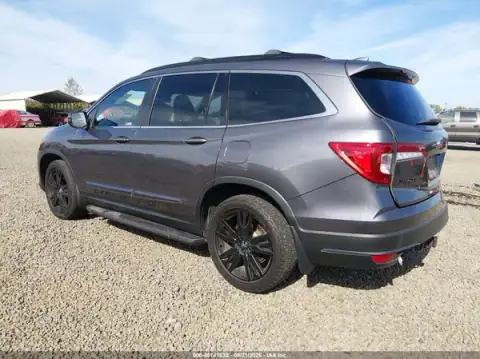 5FNYF6H22MB054918 — 2021 Honda Pilot, zdjęcie 3 z IAAI, Prawy tył