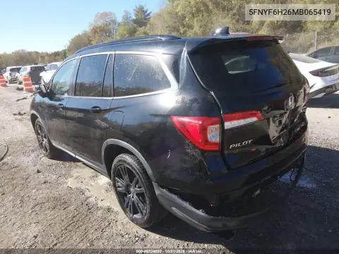 5FNYF6H26MB065419 — 2021 Honda Pilot, фото 3 з IAAI, Задня частина