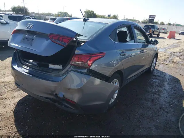 3KPC24A69LE104239 — 2020 Hyundai Accent SEL, zdjęcie 4 z IAAI 16.10.2026, Tył