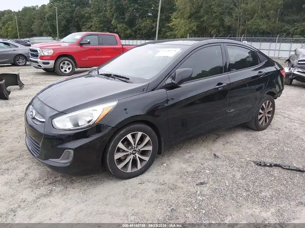 KMHCT4AE1HU318943 — 2017 Hyundai Accent, photo 2 from IAAI 14.10.2026, Front and rear