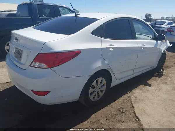 KMHCT4AE2HU274001 — 2017 Hyundai Accent, photo 4 from IAAI, Right front