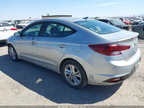 5NPD84LF0LH570167 — 2020 Hyundai Elantra SEL, foto 3 de IAAI 22.10.2026, Parte delantera