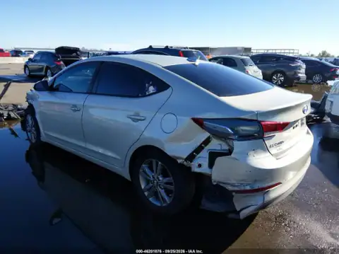 5NPD84LFXHH201727 — 2017 Hyundai Elantra, photo 3 from IAAI, Left front