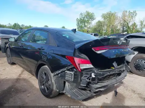 KMHLS4AG2MU065467 — 2021 Hyundai Elantra, фото 3 з IAAI 20.10.2026, Задня частина
