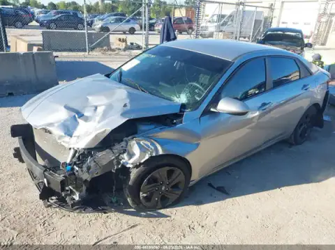 5NPLM4AG4MH051675 — 2021 Hyundai Elantra, ფოტო 2, IAAI, წინა ნაწილი