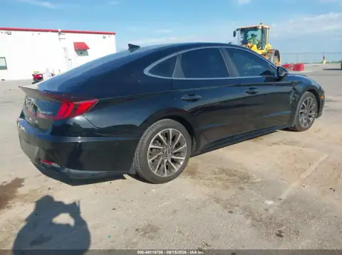 5NPEH4J2XMH098243 — 2021 Hyundai Sonata, zdjęcie 4 z IAAI, Lewy i prawy bok