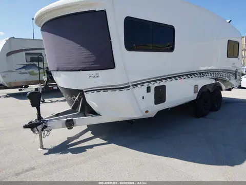 7H0TA2020SN013504 — 2025 Intech Rover, фото 2 з IAAI 28.10.2026, Задня частина