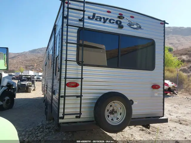 1UJBJ0BT3L1TF0147 — 2020 Jayco JAY Flight, photo 3 from IAAI 14.10.2026, Flood