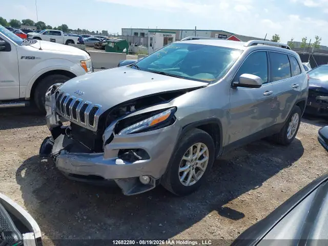 1C4PJMCS0GW150231 — 2016 Jeep Cherokee North, zdjęcie 2 z IAAI 29.09.2026, Przód