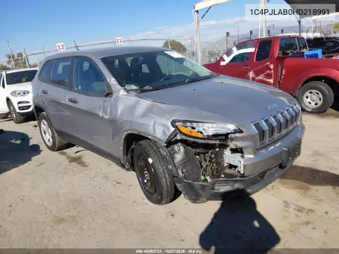 1C4PJLAB0HD218991 — 2017 Jeep Cherokee, Передняя часть справа, фото до ремонта