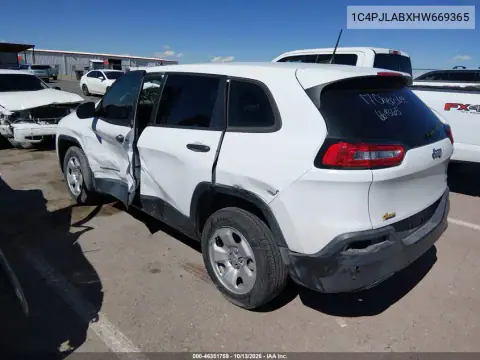 1C4PJLABXHW669365 — 2017 Jeep Cherokee, фото 4 с аукциона IAAI, Левый бок